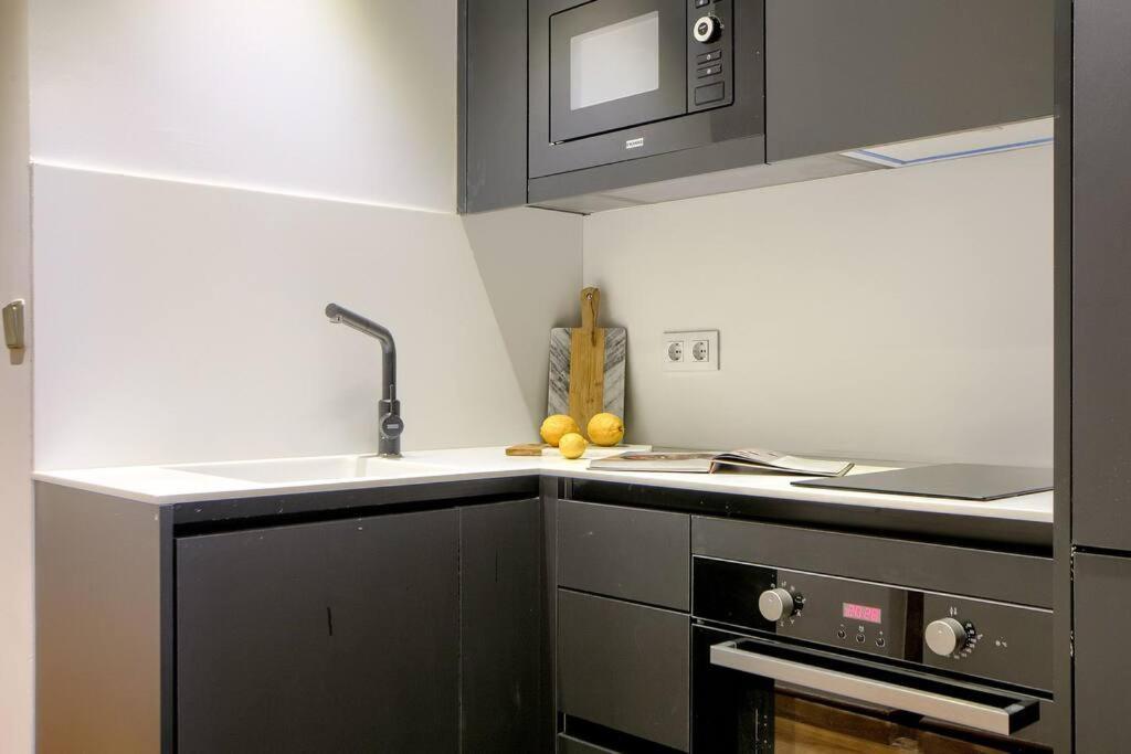 Apartment In The Center Of Madrid-Comenda-1-I エクステリア 写真